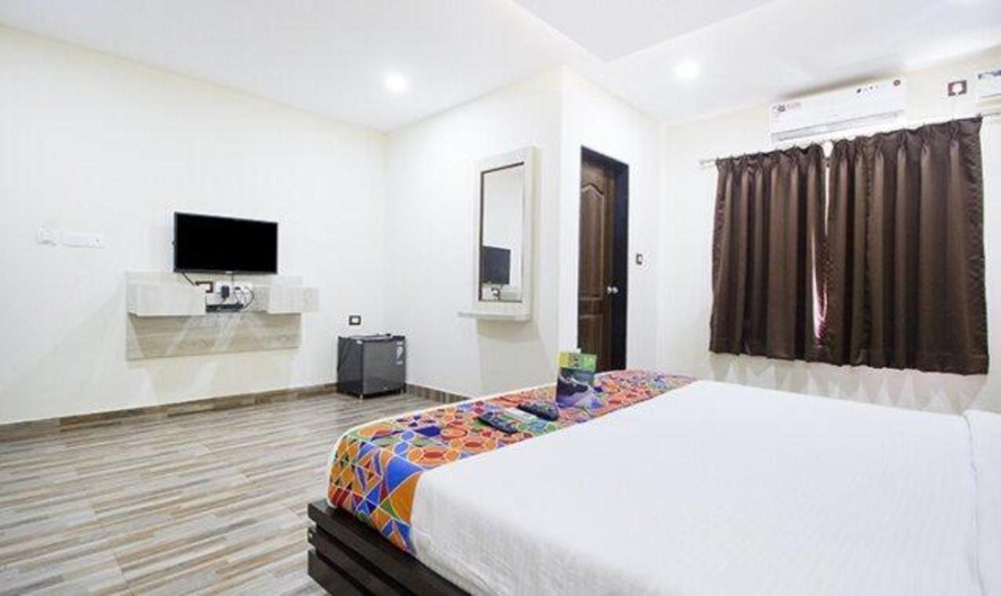 Hotel Fabexpress Orchid The Sky Calangute Esterno foto